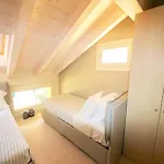 Liszt Attic By Klabhouse Bellagio