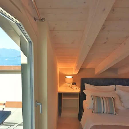 Liszt Attic By Klabhouse Appartement Bellagio