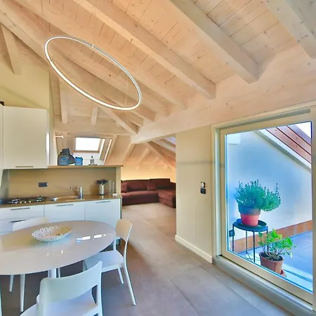 Liszt Attic By Klabhouse *