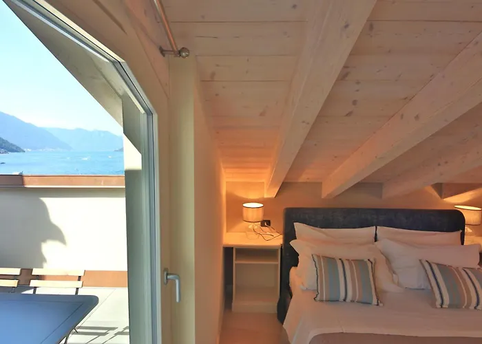 Liszt Attic By Klabhouse דירה בלאג'יו