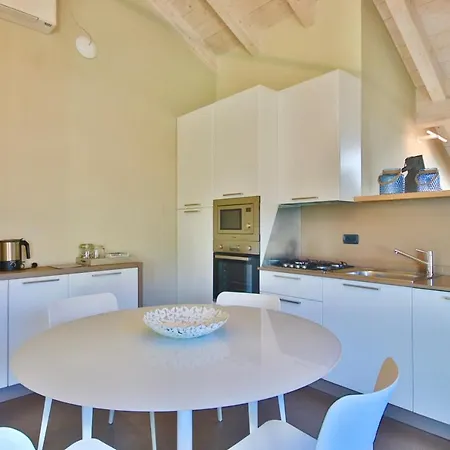 Liszt Attic By Klabhouse Apartment *