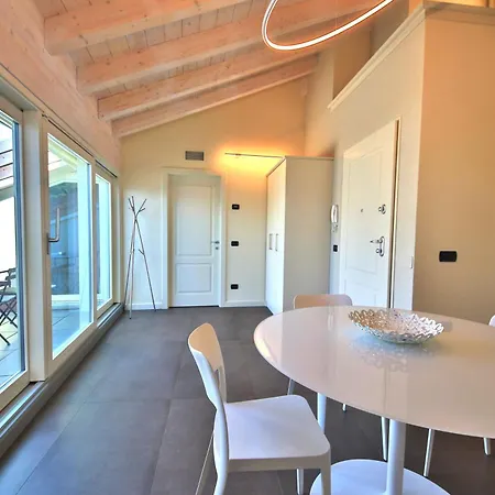 Liszt Attic By Klabhouse Bellagio