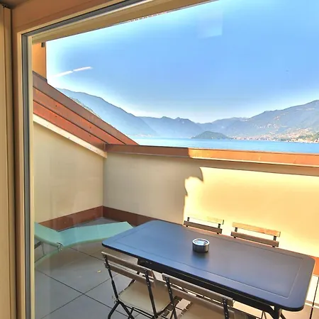 Apartment Liszt Attic By Klabhouse